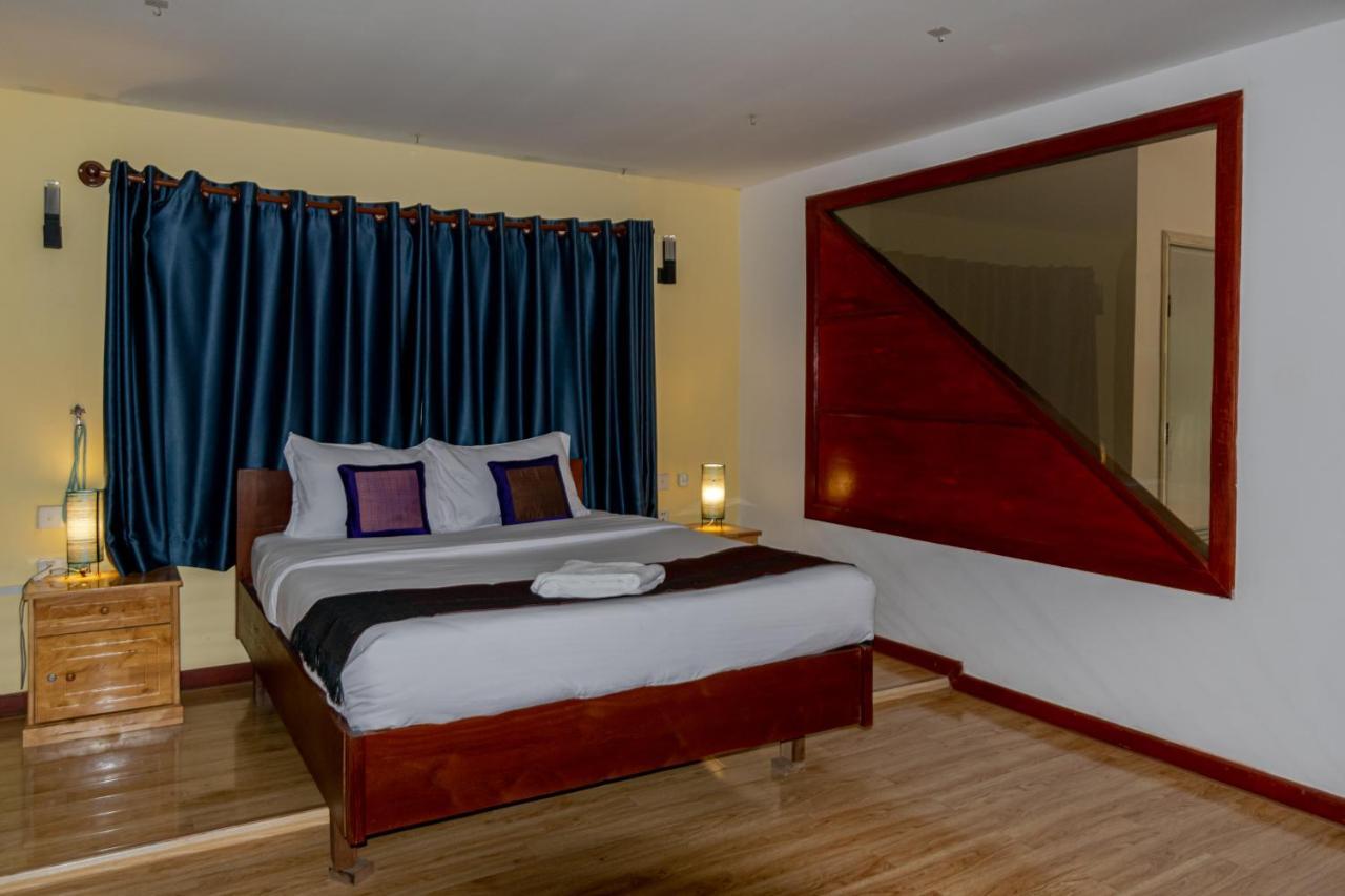 Samathi Lake Resort Phnompen Kültér fotó